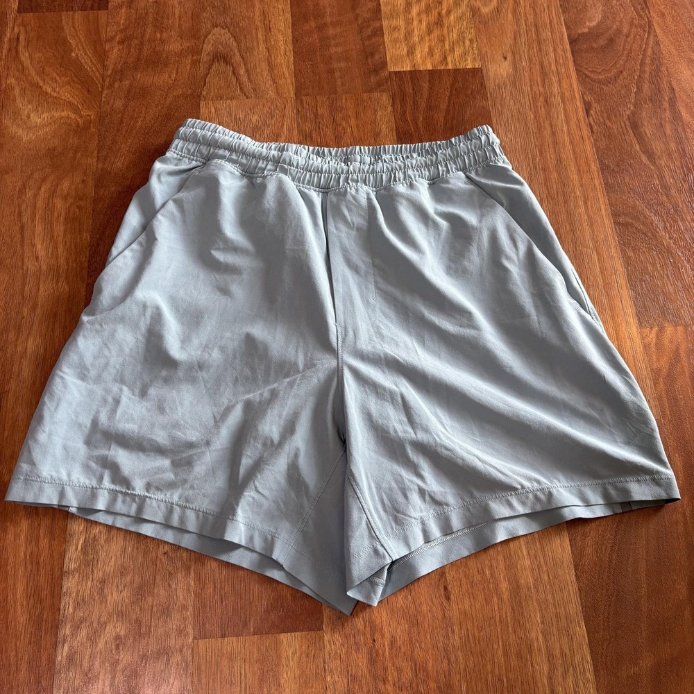 Lululemon Shorts Mens Small Gray 7 Inseam Lined Running Training Athletic Gym